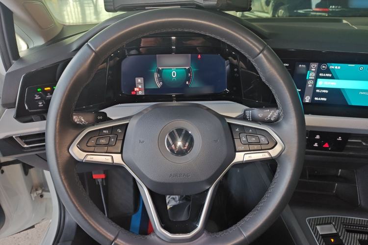 Used Volkswagen Golf 2023 Facelift 280TSI DSG Pro