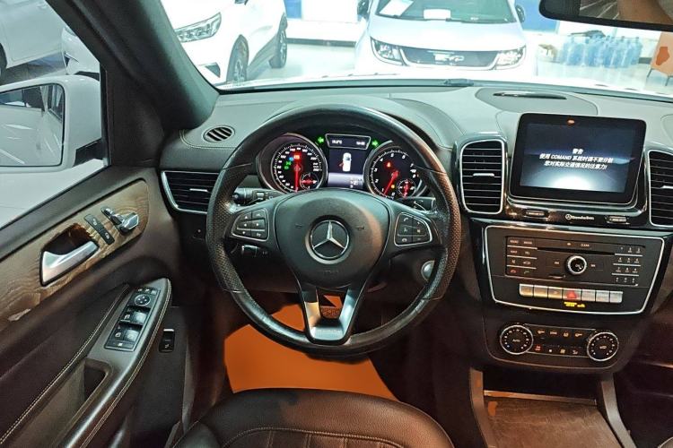 Used Mercedes-Benz GLE 2017 GLE 400 4MATIC
