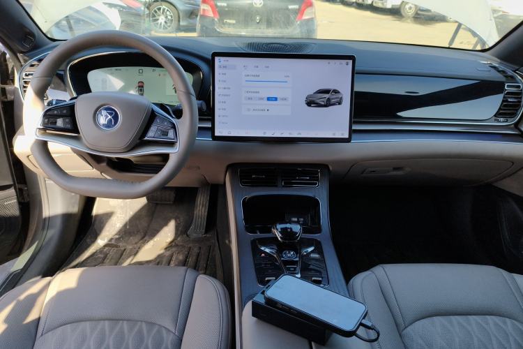 Used BYD Han 2025 EV Intelligent Driving Edition 701KM LiDAR Flagship Model
