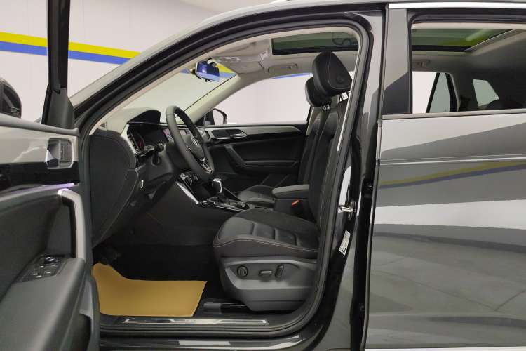 Used Volkswagen Tayron 2019 330TSI Two-Wheel Drive Luxury Model China VI Standard
