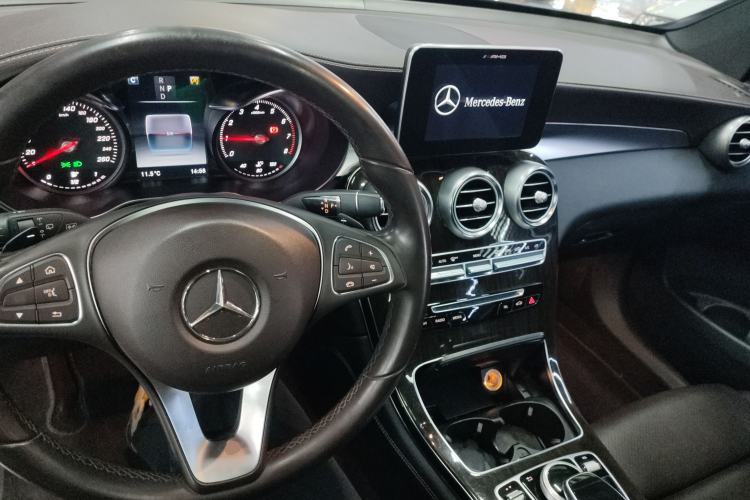 Used Mercedes-Benz GLC 2016 GLC 260 4MATIC Dynamic Edition
