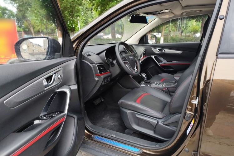 Used Changan CS55 2018 1.5T Automatic Colorful Edition China V Standard
