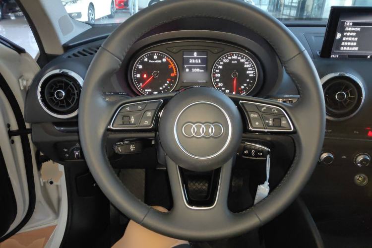 Used Audi A3 2020 Limousine 35 TFSI Fashion Edition China VI Emission Standard