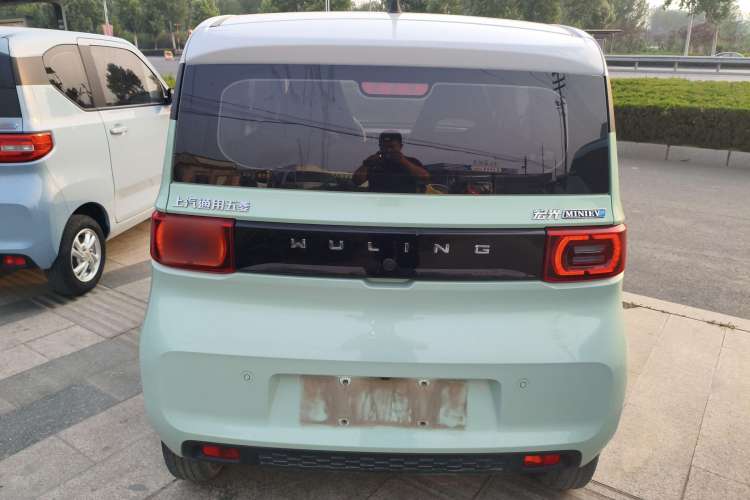 Used Wuling Hongguang MINIEV 2022 Macaron Premium Model – Lithium Iron Phosphate
