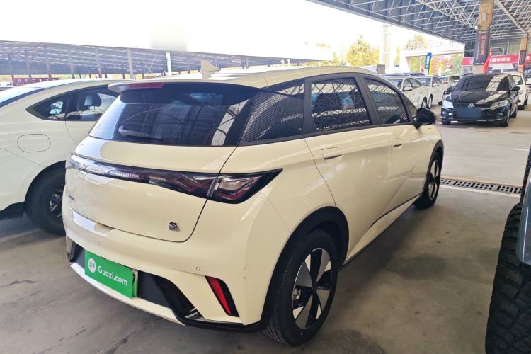 Used BYD Dolphin 2023 420 km Fashion Edition
