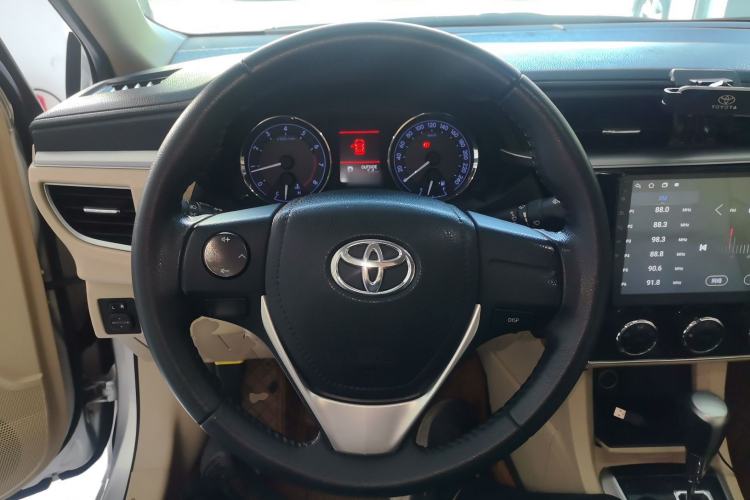 Used Toyota Corolla 2014 1.6L CVT GL-i Leather Edition
