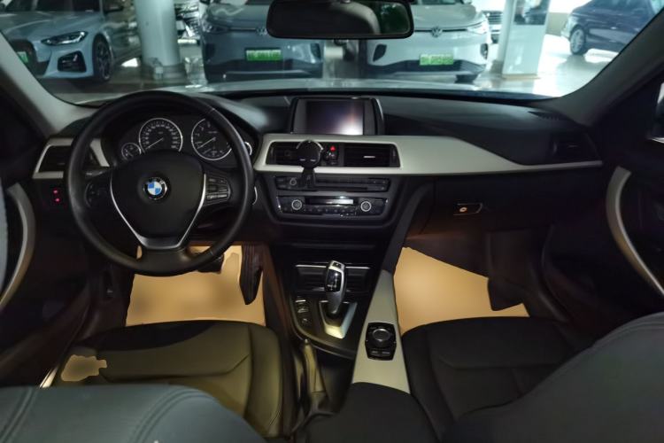 Used BMW 3 Series 2015 320Li Luxury Edition Fashion Model