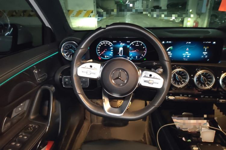 Used Mercedes-Benz A-Class 2021 A 200 L Sport Sedan Fashion Model
