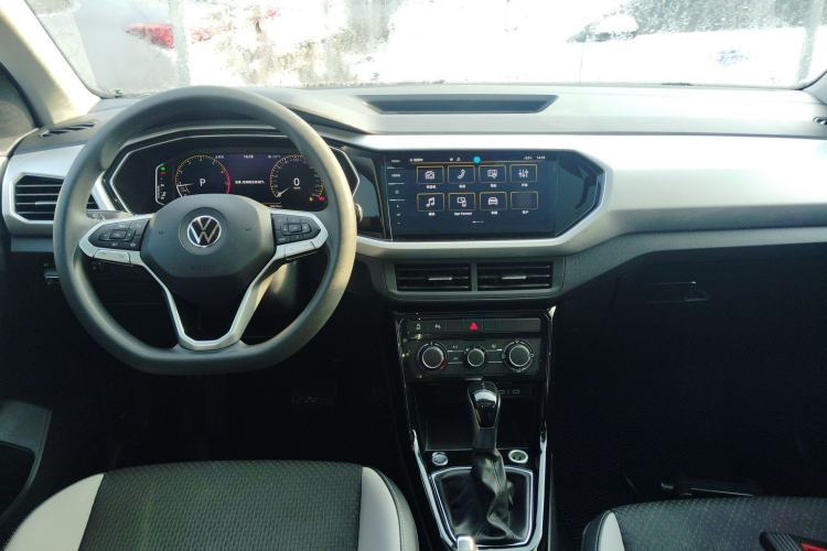 Used Volkswagen Tacqua 2021 200TSI DSG JoyConnect Edition