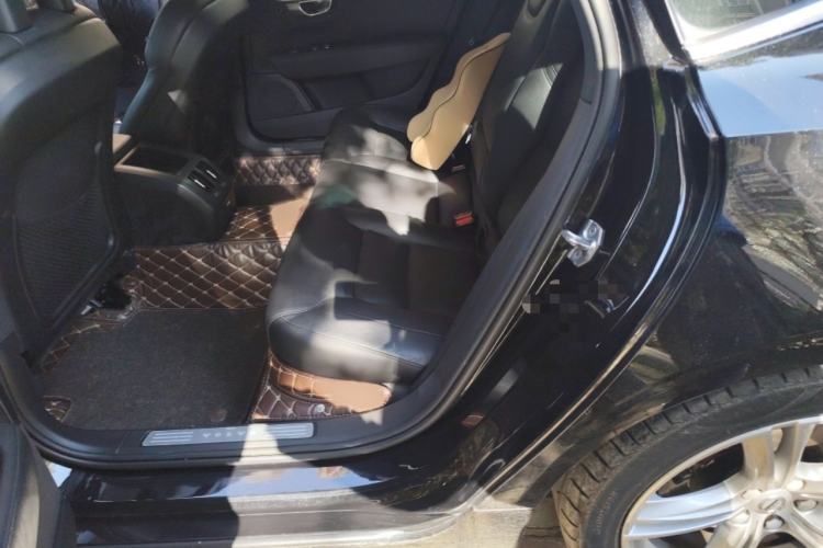 Used Volvo S90 2019 T5 Zhiyi Edition
