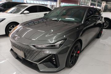 Used Changan UNI-V 2022 1.5T Prestige Version