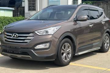 Used Hyundai Santa Fe 2015 2.0T Automatic 4x4 Smart 7-Seater