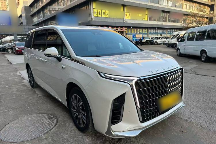 Used SAIC MAXUS G90 2022 2.0T Xingyun Seven-Seater Version
