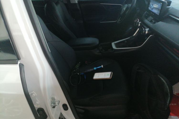 Used Toyota Wildlander 2024 2.0L CVT Two-Wheel Drive Leading Edition
