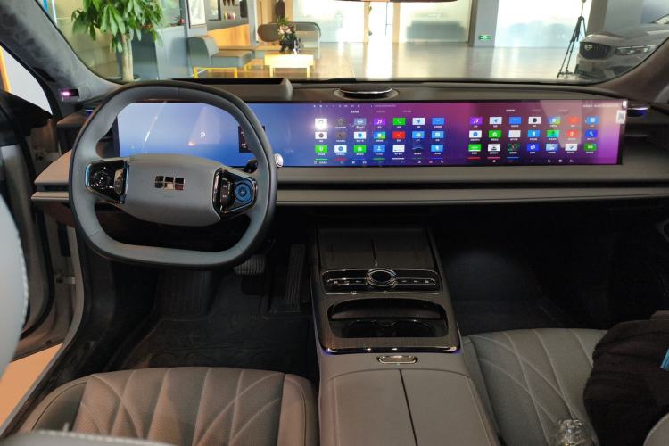 Used  E8 2025 700 km Long-Range Intelligent Driving Version