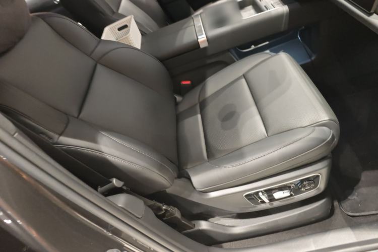 Used Li Auto L8 2024 Ultra Model
