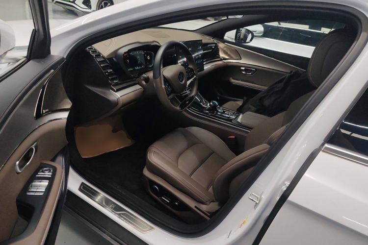 Used BYD Han 2020 EV Long-Range Luxury Model
