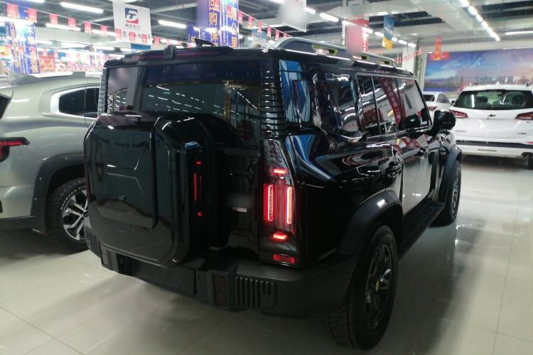 Used JETOUR Traveler 2023 2.0T All-Wheel Drive CrossPRO+
