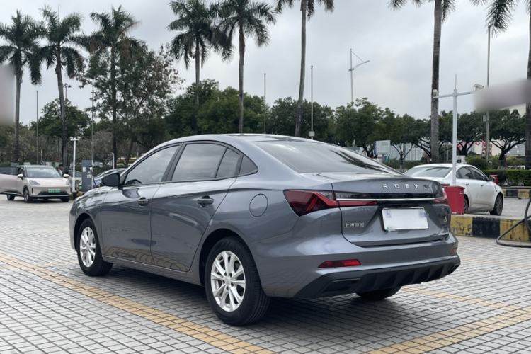 Used Roewe i5 2023 1.5L Manual Comfort Edition