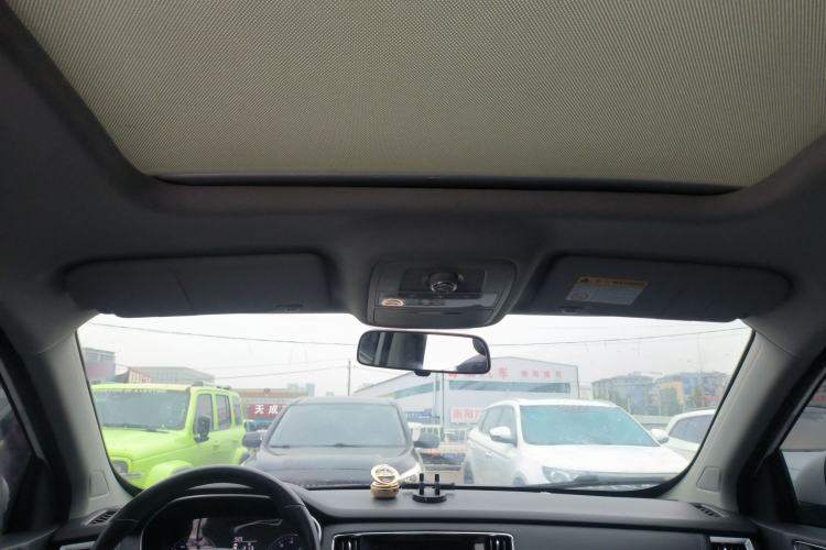 Used Roewe RX5 2020 20T Automatic 4G Connected Million Edition
