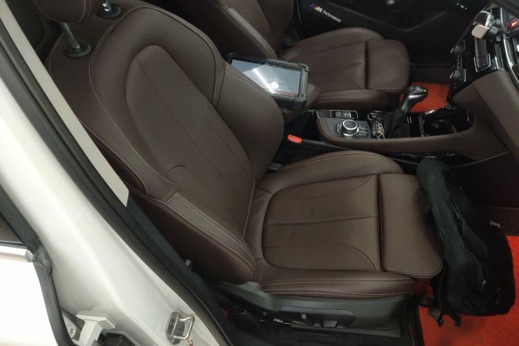 Used BMW X1 2019 xDrive20Li Luxury Model
