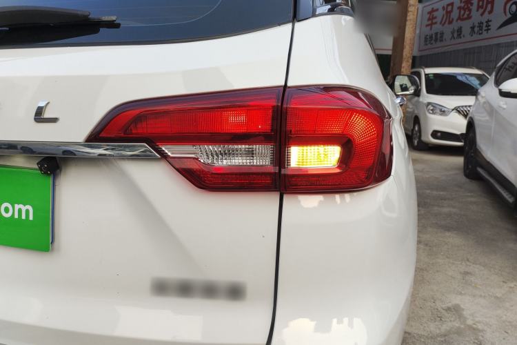 Used Haval M6 2018 Revised Version 1.5T DCT Two-Wheel Drive Elite Edition
