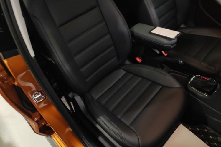 Used Volkswagen Polo 2014 1.6L Cross Polo Automatic