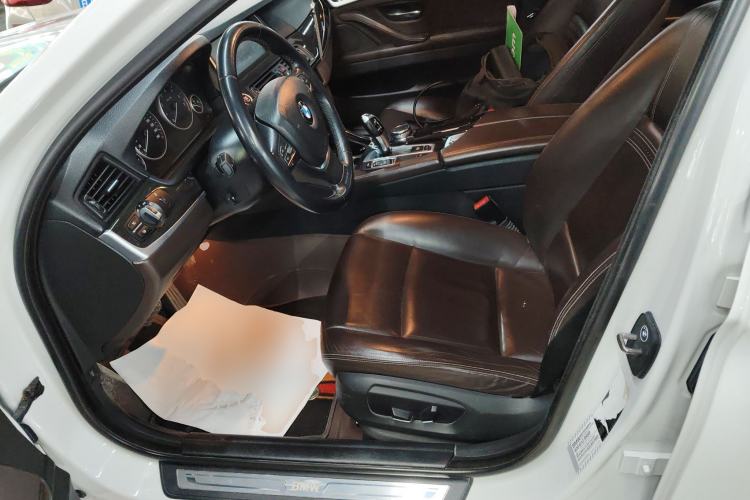 Used BMW 5 Series 2014 525Li Luxury Design Package