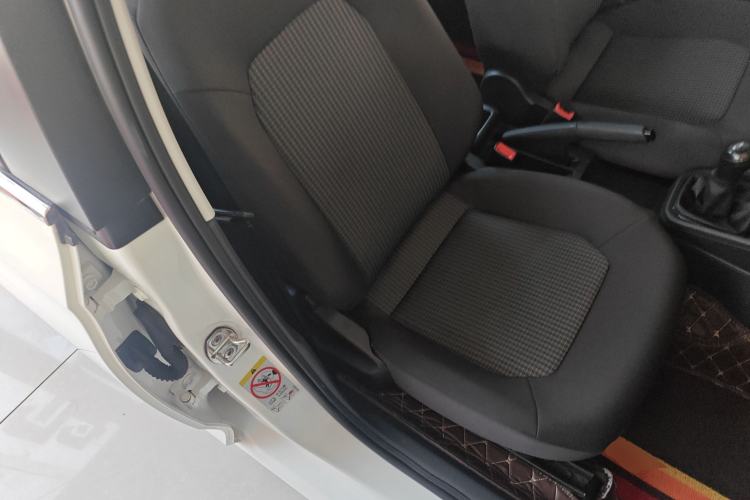 Used Volkswagen Santana 2016 1.6L Manual Fashion Edition
