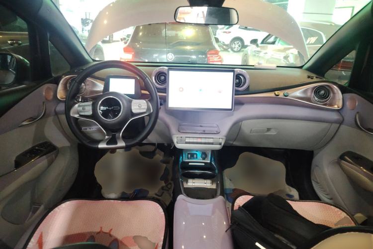 Used BYD Dolphin 2023 420 km Fashion Edition
