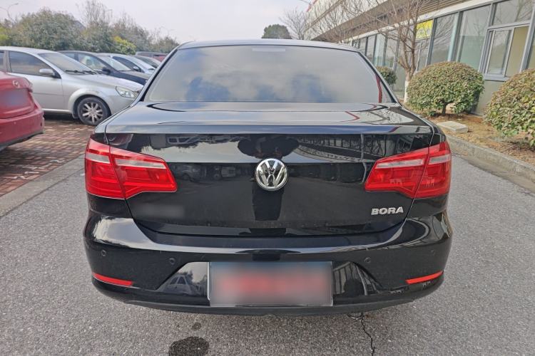 Used Volkswagen Bora 2015 Value Edition 1.6L Automatic Fashion Version