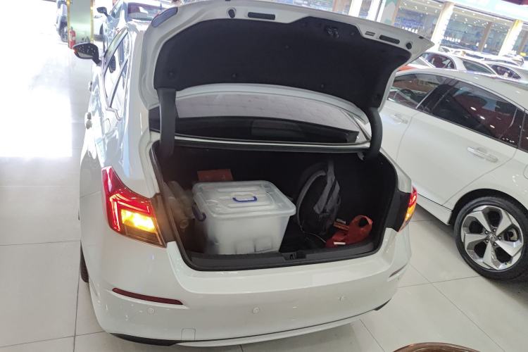 Used Honda Civic 2023 240TURBO CVT Dynamic · Center Stage Special Edition
