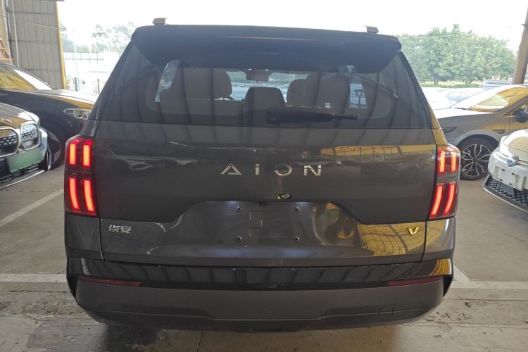 Used AION V 2024 Aion Tyrannosaurus 650 Smart Premium Edition