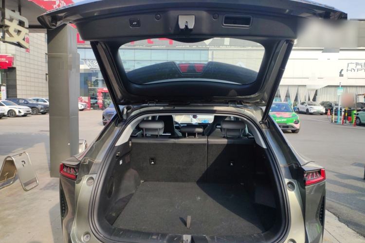 Used Changan UNI-Z New Energy 2024 Blue Whale Smart Electric iDD 125km Excellence Model
