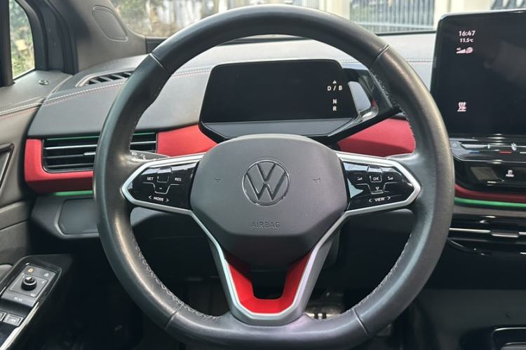 Used Volkswagen ID.4 X 2021 Pro Smart Long-Range Edition
