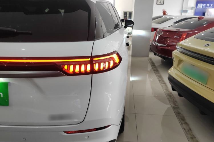 Used Chery Tiggo 9 2025 2.0T Dual-Clutch Two-Wheel Drive Luxury Edition 5 Seats
