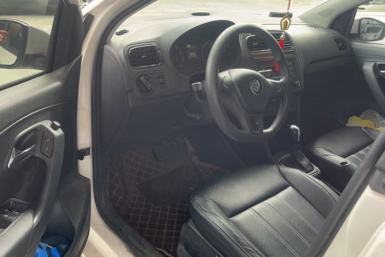 Used Volkswagen Polo 2016 1.4L Automatic Trendy Model
