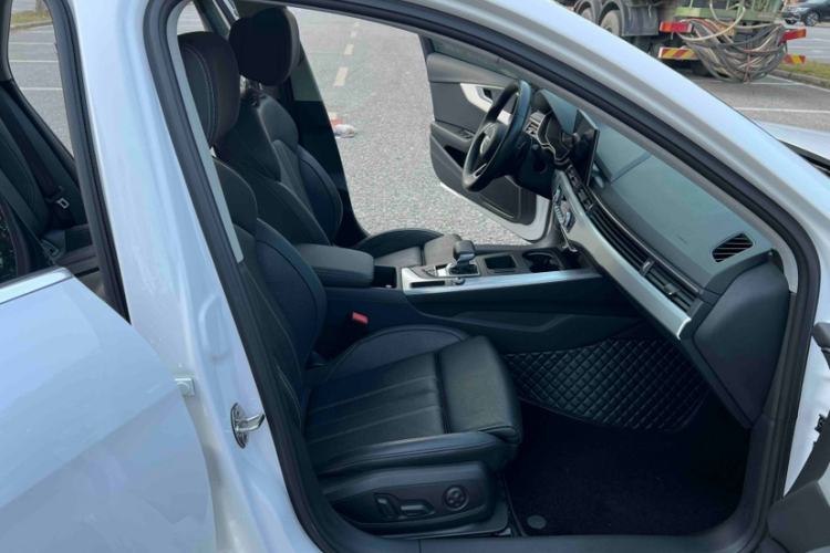 Used Audi A4L 2022 40 TFSI Fashion Dynamic Model
