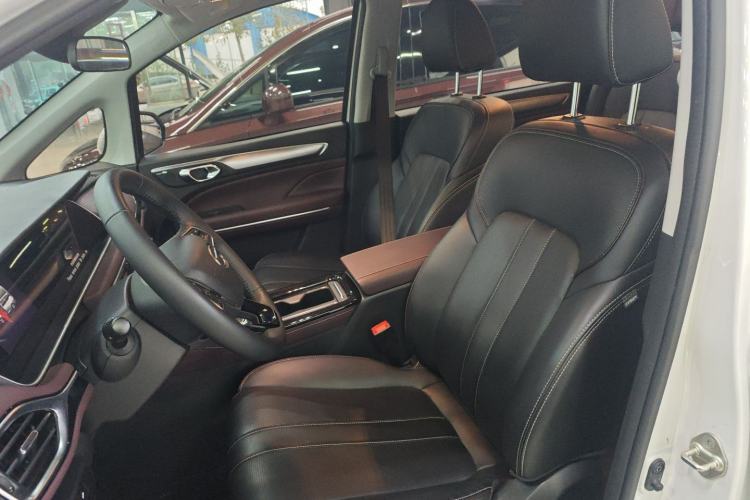 Used GAC Trumpchi M6 2023 PRO 270T DCT Luxury Edition
