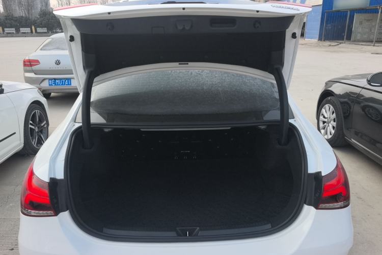 Used Mercedes-Benz A-Class 2022 A 200 L Sport Sedan Fashion Model