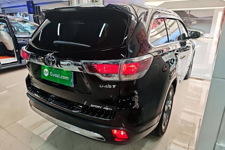 Used Toyota Highlander 2017 2.0T Four-Wheel Drive Luxury Edition 7 Seats
