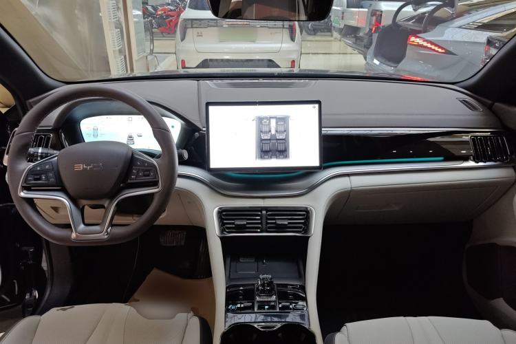 Used BYD Song PLUS New Energy 2025 EV 520km Premium Version
