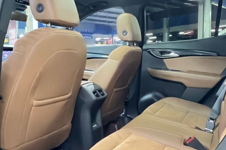 Used Buick Envision 2020 Encore S 652T Two-Wheel Drive Luxury Model