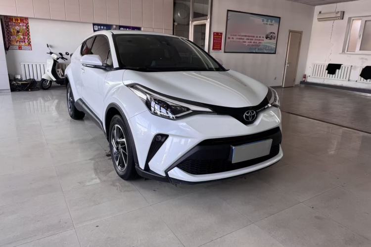 Used Toyota C-HR 2023 2.0L Luxury Edition
