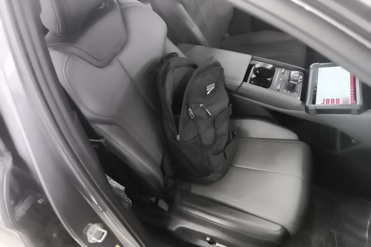 Used BYD Qin L 2025 DM-i Smart Drive 120KM Superior Model
