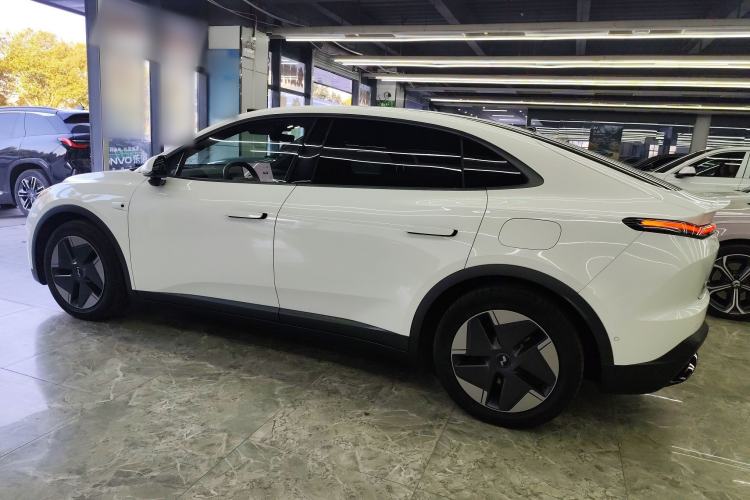 Used ONVO L60 2024 60 kWh Rear-Drive Version