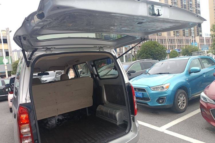 Used Wuling Hongguang V 2022 1.5L Jingqu Edition Electric-Assist LAR
