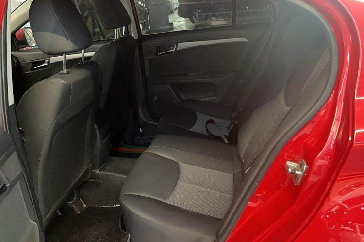 Used Roewe 350 2015 1.5L Automatic Luxury Sunroof Edition
