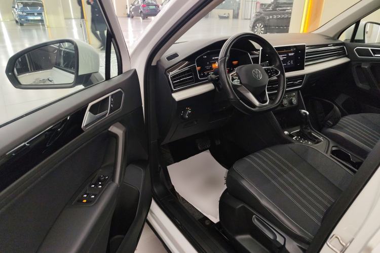 Used Volkswagen Tiguan L 2023 330TSI Automatic Two-Wheel Drive Comfort Edition