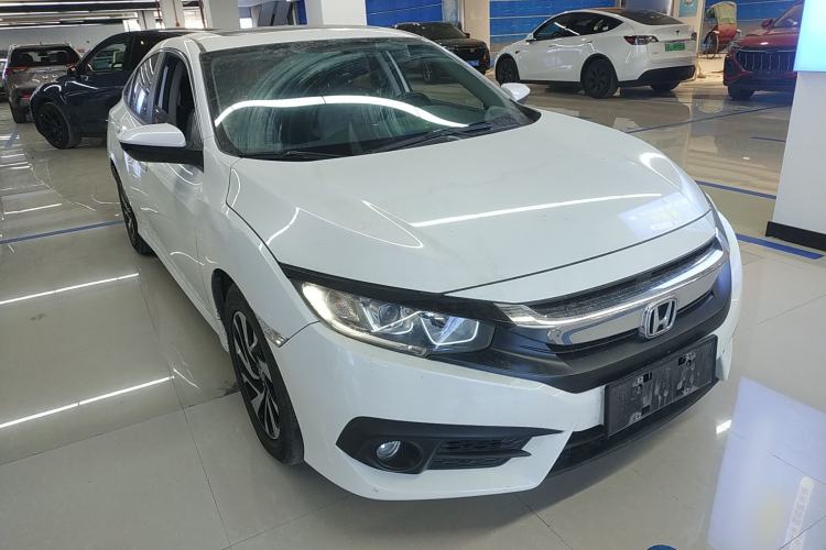 Used Honda Civic 2016 220TURBO CVT Luxury Edition
